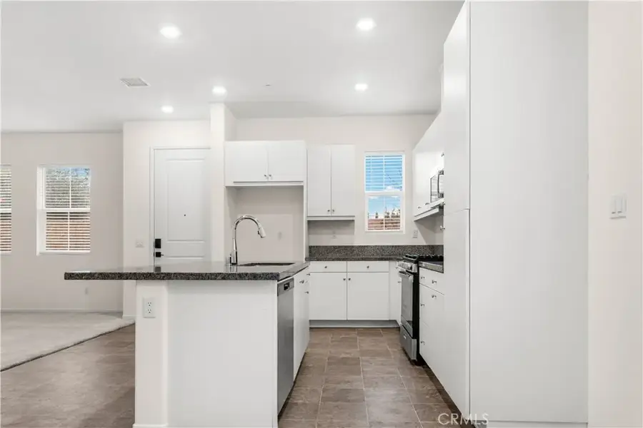 15901 Stresa Lane #6, Fontana, CA 92336 - Image #3