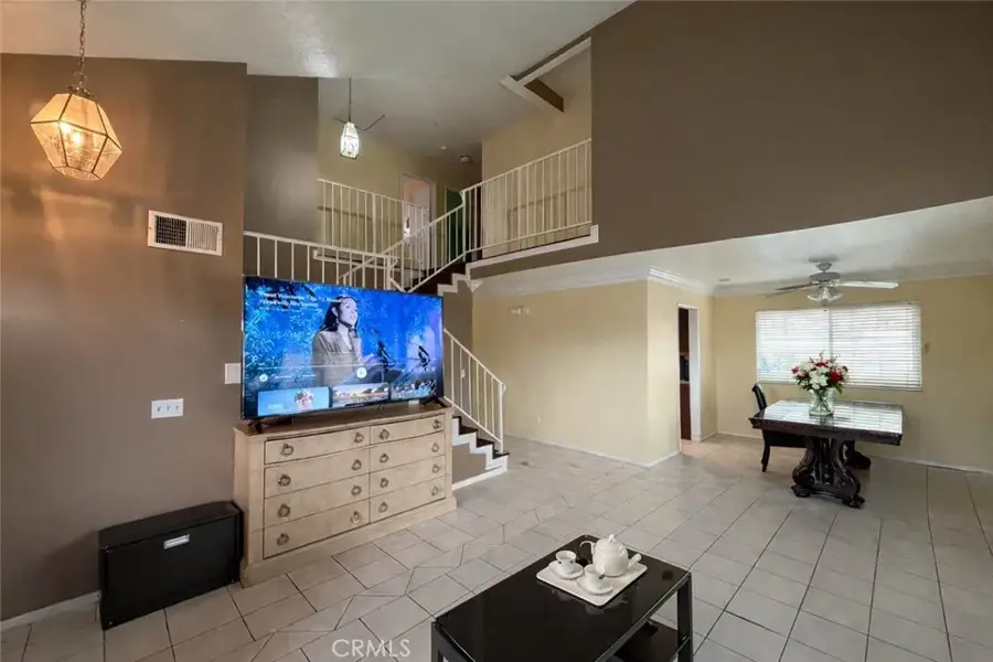 17094 Cambria, Fontana, CA 92336 - #3