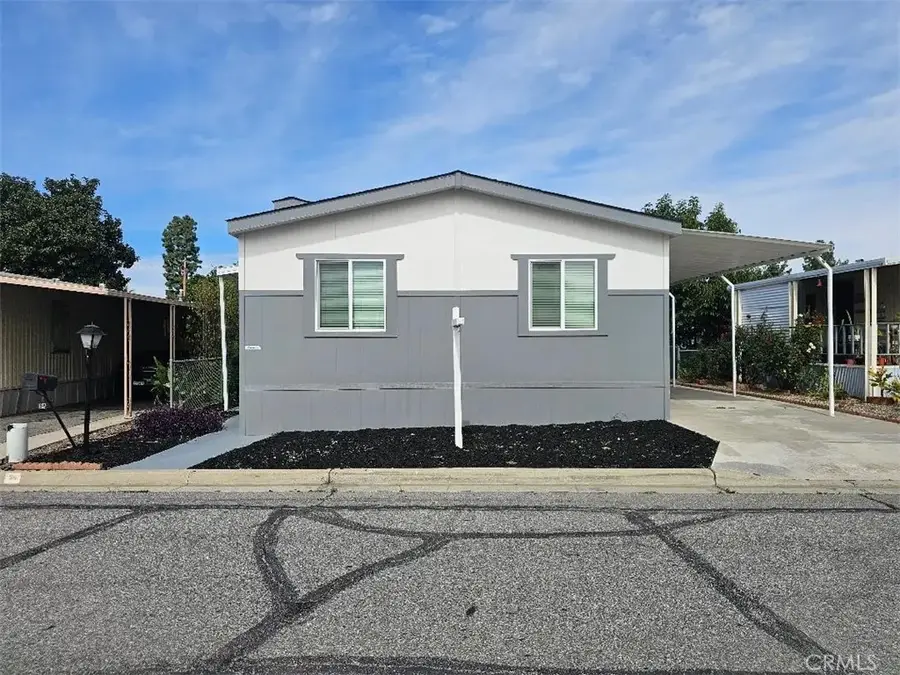 1560 Massachussetts #94, Riverside, CA 92570 - #2