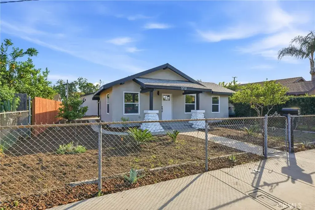 570 E 9th, Pomona, CA 91766 - #1