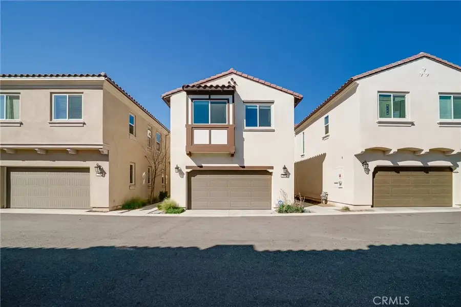 208 Bonita Ln, Rialto, CA 92376 - #2