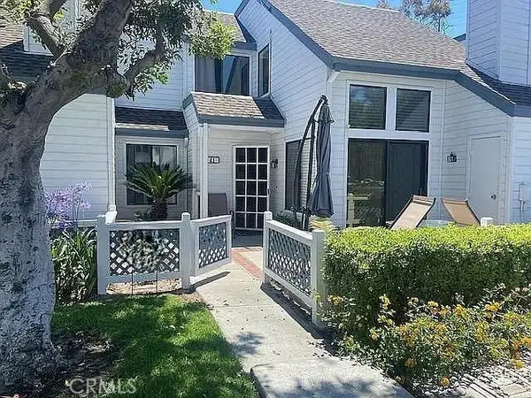 41 Fallingstar #28, Irvine, CA 92614