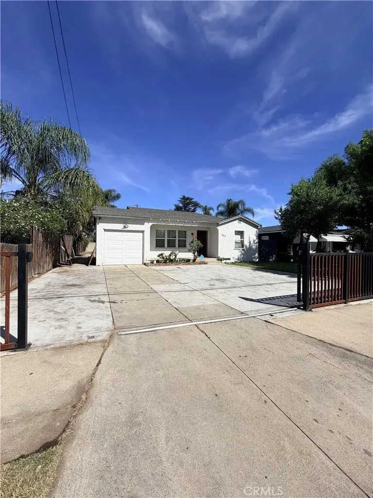 923 S Vine, Ontario, CA 91762 - #1