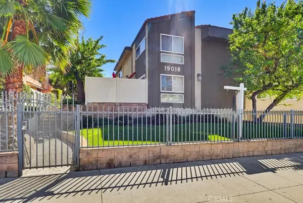 19018 Sherman, Reseda, CA 91335