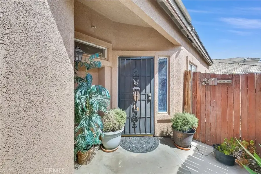 565 Berkshire, San Jacinto, CA 92583 - #3