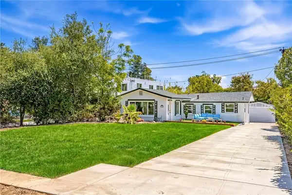 1280 E Woodbury Road, Pasadena, CA 91104