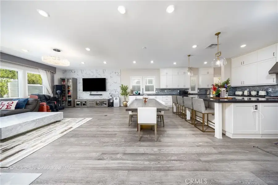 81 Ray, Irvine, CA 92618 - #3