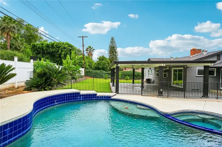 2424 Central, Riverside, CA 92506 - #2