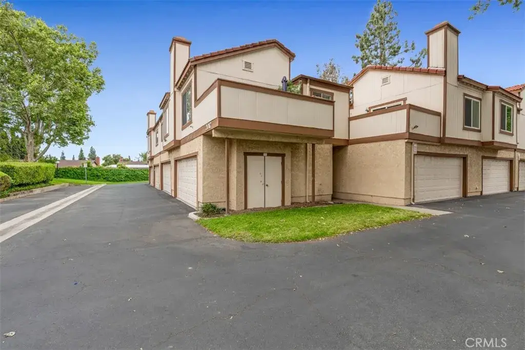 2017 S Campus #F, Ontario, CA 91761 - #1