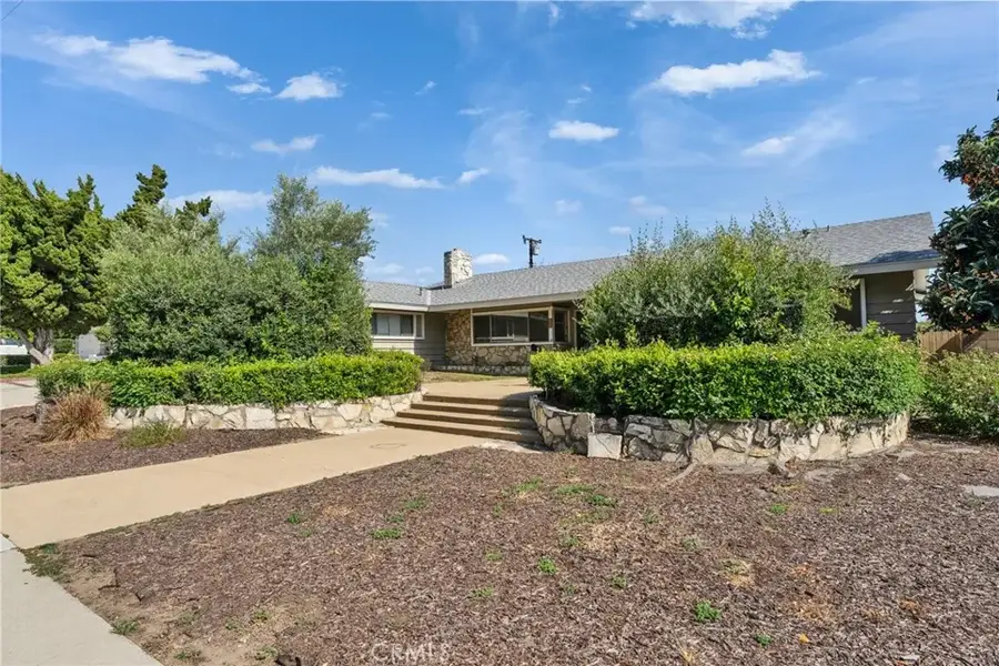 888 Syracuse, Claremont, CA 91711 - #3
