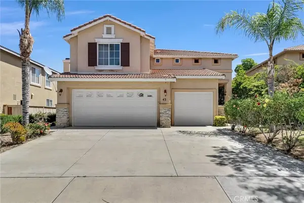 43 Villa Valtelena, Lake Elsinore, CA 92532
