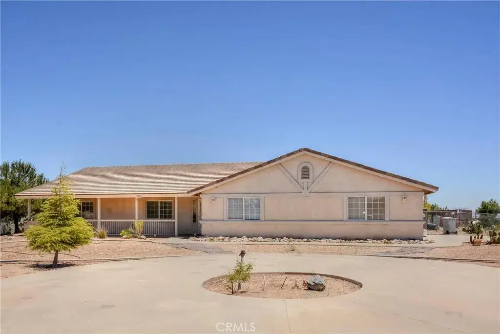 11020 Lantry, Oak Hills, CA 92344 - #1