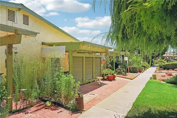 199 Summit View Drive #B, Calimesa, CA 92320