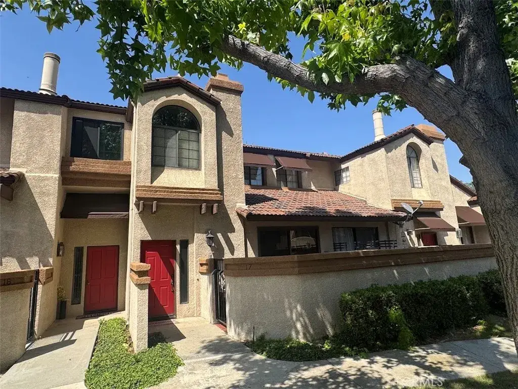 17 Mesquite, Pomona, CA 91766 - #1
