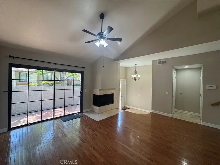 17 Mesquite, Pomona, CA 91766 - #2