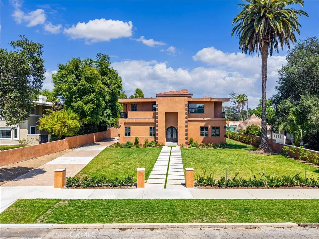 802 Michigan Boulevard, Pasadena, CA 91107 - #1