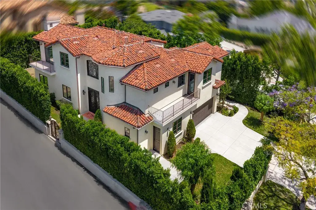 100 Country Club Drive, Burbank, CA 91501 - #1