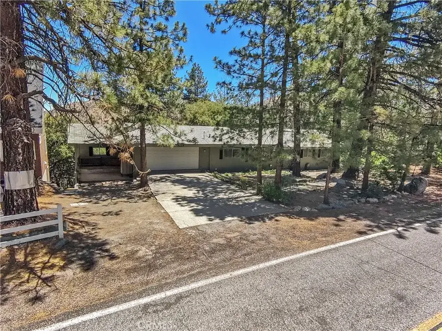 5215 Lone Pine Canyon Drive, Wrightwood, CA 92397 - #2