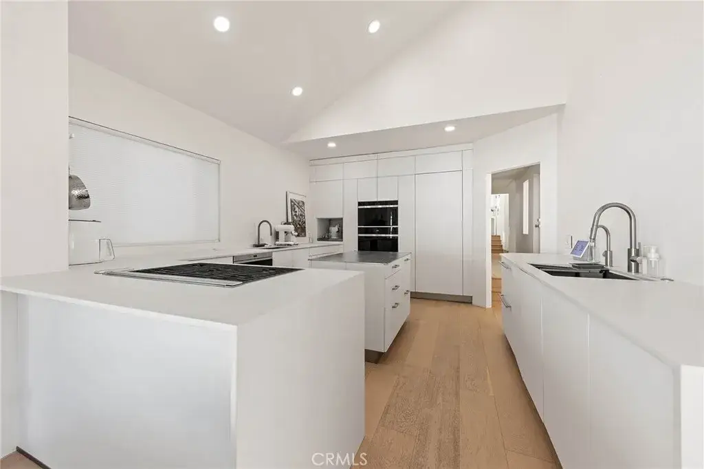 411 Woodcliffe, Pasadena, CA 91105 - #1