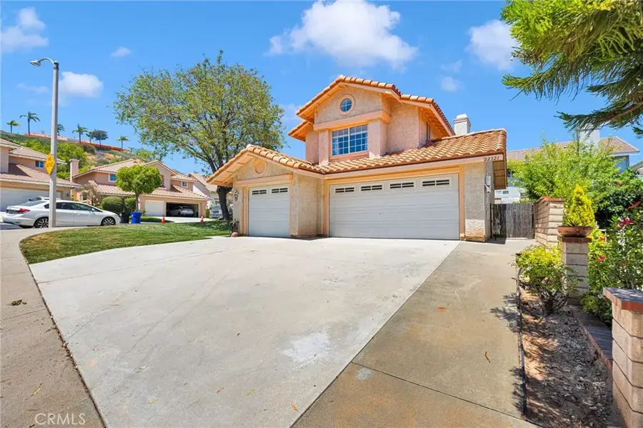 22321 Pamplico Drive, Saugus, CA 91350 - #3