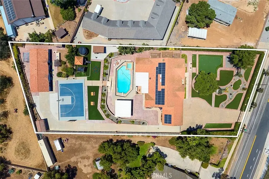 2785 State, Corona, CA 92881 - #2
