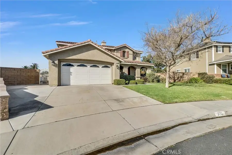 519 Cedarbrook Lane, Corona, CA 92879 - #3
