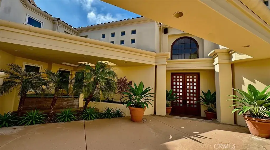 3140 E Abbey Ln, Orange, CA 92867 - #1