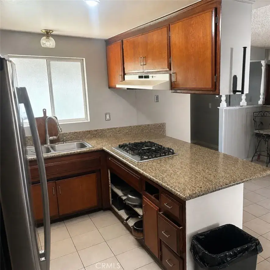 1760 N Date, Rialto, CA 92376 - #2
