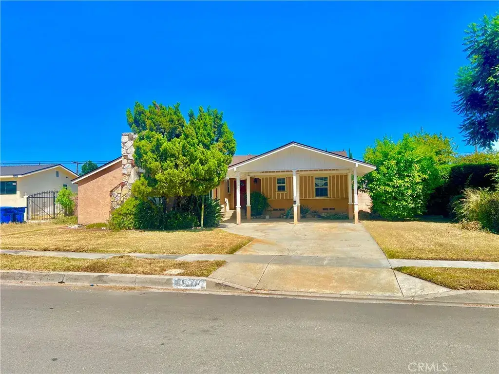 16527 Superior, Northridge, CA 91343 - #1