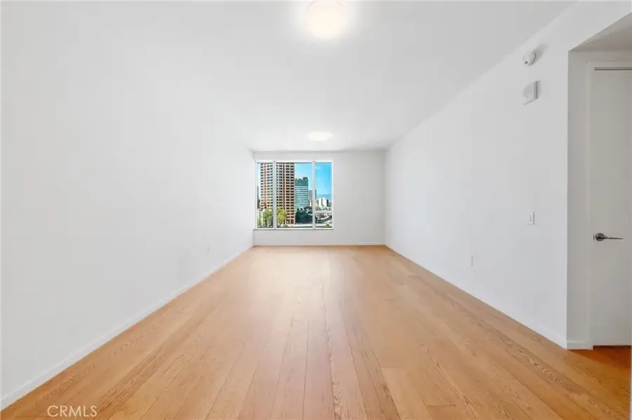 889 Francisco St #1210, Los Angeles, CA 90017 - #3