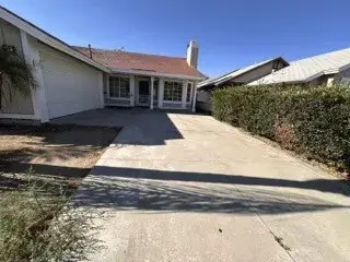 196 Sunny Halo Court, Perris, CA 92571