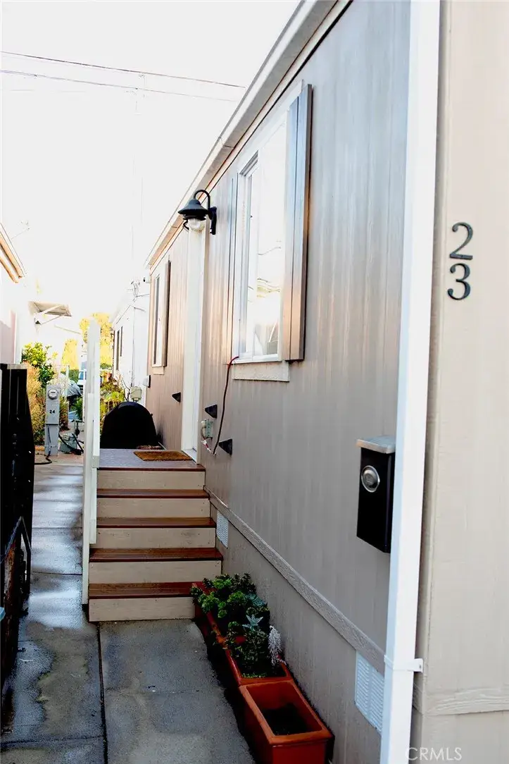 327 W Wilson #23, Costa Mesa, CA 92627 - #2
