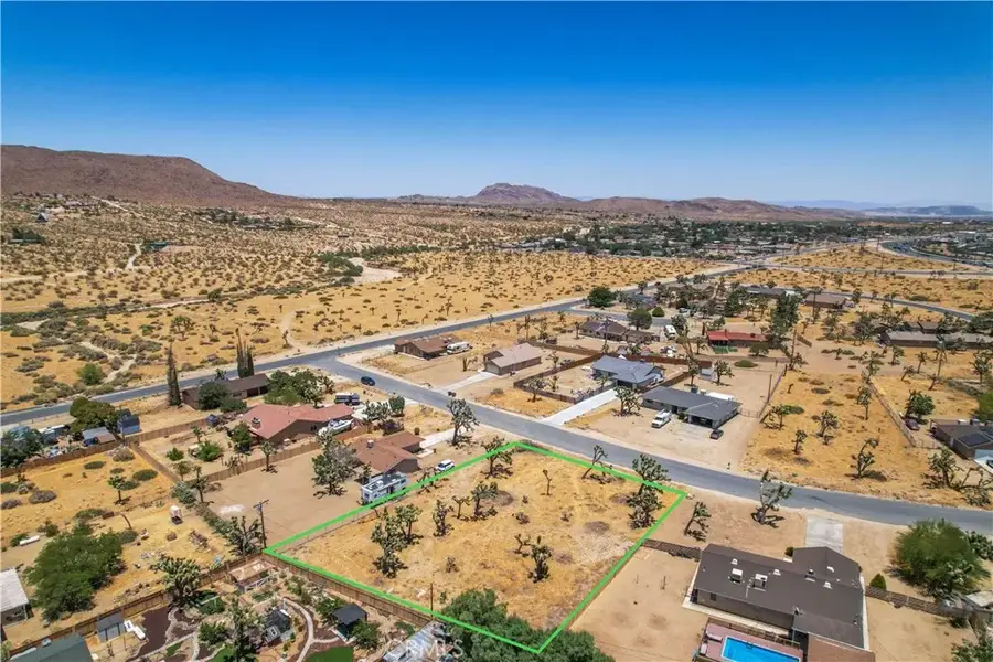 6560 Prescott, Yucca Valley, CA 92284 - #3