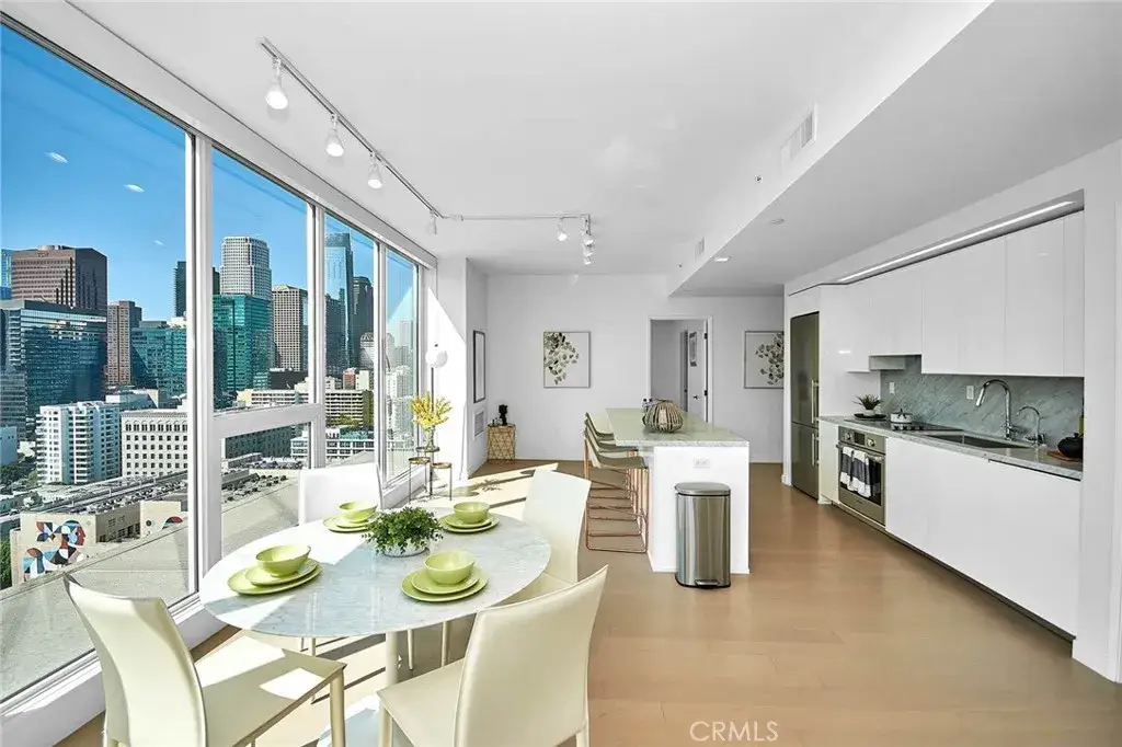 1050 S Grand #2001, Los Angeles, CA 90015 - #1