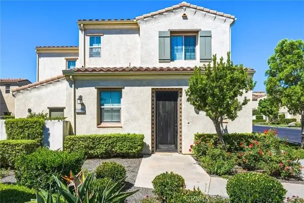 11521 Cararra Lane, Northridge, CA 91326