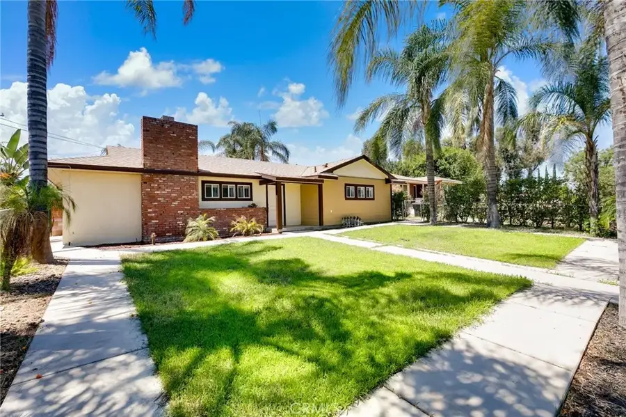 530 W C St, Colton, CA 92324 - #2