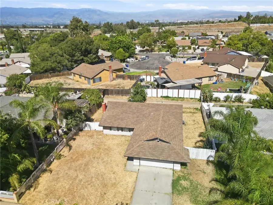 243 S Sutter, San Bernardino, CA 92410 - #3