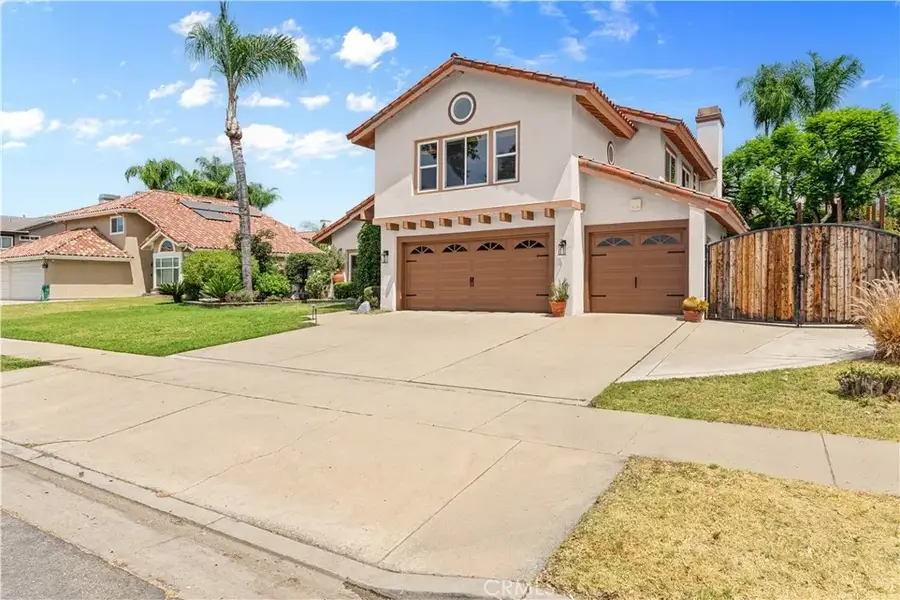 943 W 14th Street, Upland, CA 91786 - #3