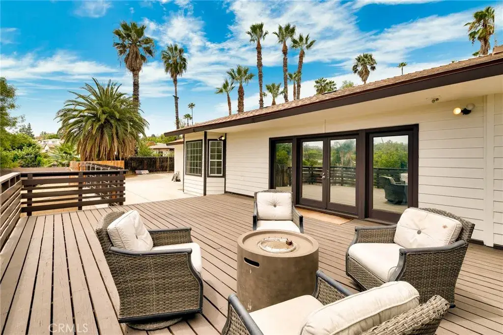 2128 Oak Crest, Riverside, CA 92506 - #1