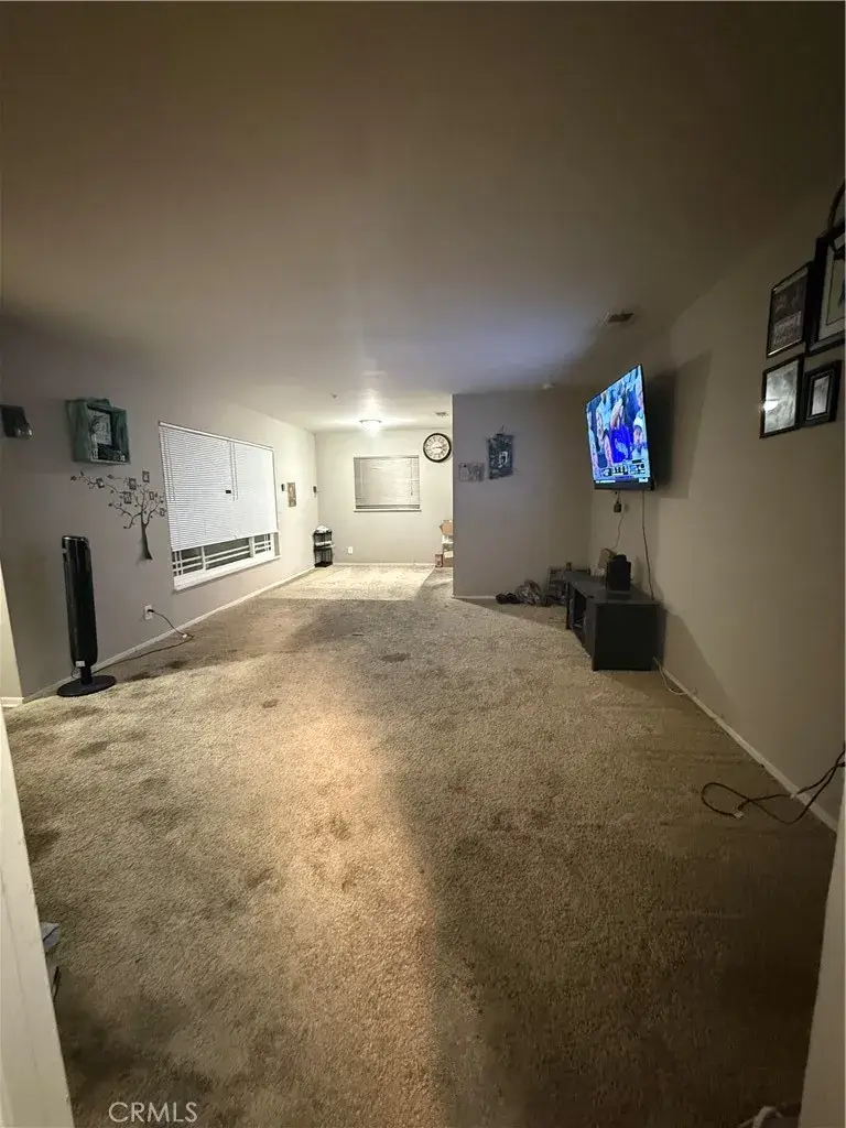 8568 Evergreen, Fontana, CA 92335 - #3