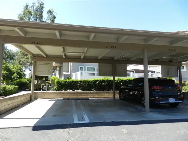 24393 Hillsdale #18, Laguna Hills, CA 92653