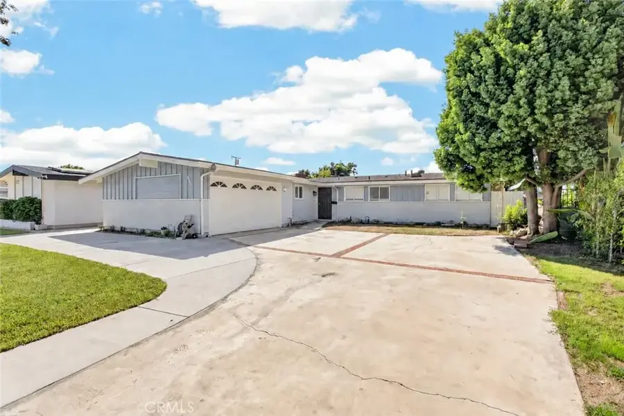 645 S Eastbury Avenue, Covina, CA 91723 - #2