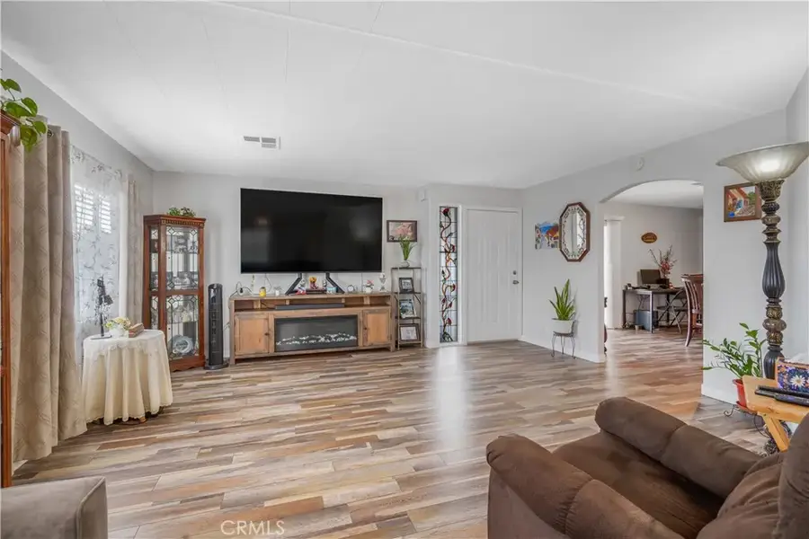 925 S Palm, Hemet, CA 92543 - #3