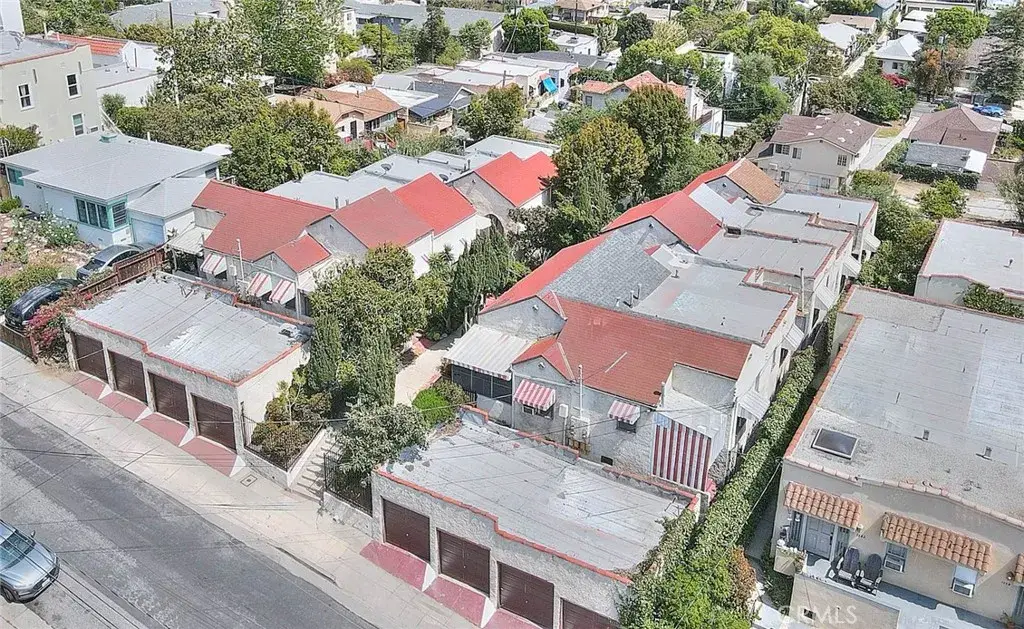 1752-1746 Lucretia Avenue, Los Angeles, CA 90026 - #1