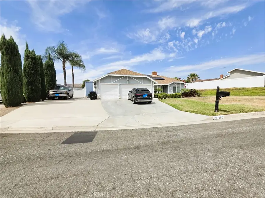 7725 Lippizan Drive, Jurupa Valley, CA 92509 - #3