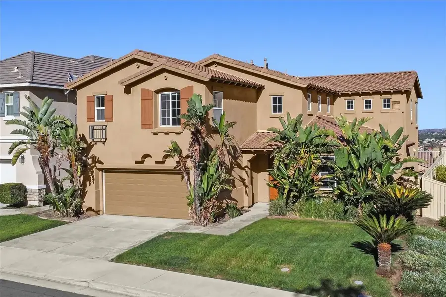 7 Plaza Valenza, Lake Elsinore, CA 92532 - #3