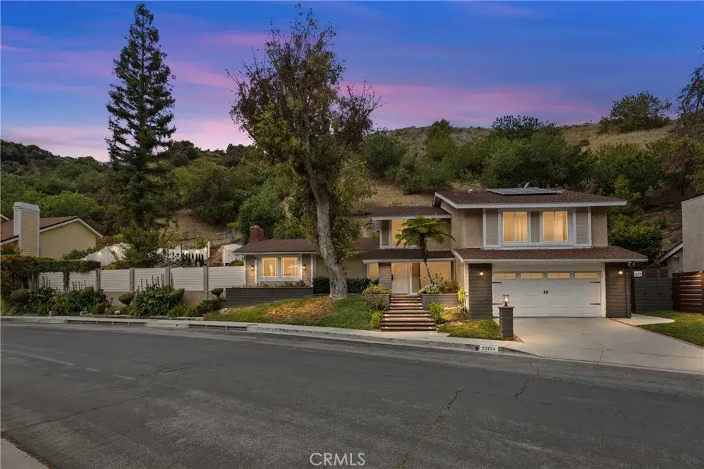 20224 Chapter, Woodland Hills, CA 91364 - #1