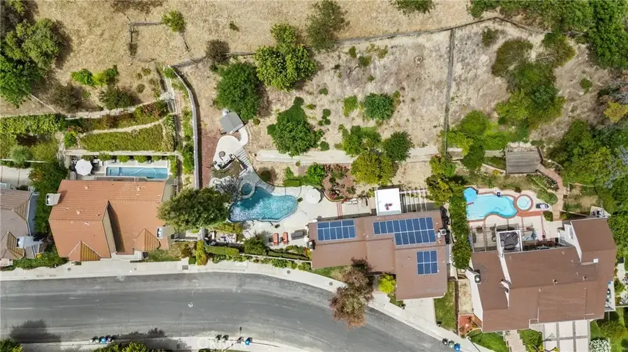 20224 Chapter, Woodland Hills, CA 91364 - #2
