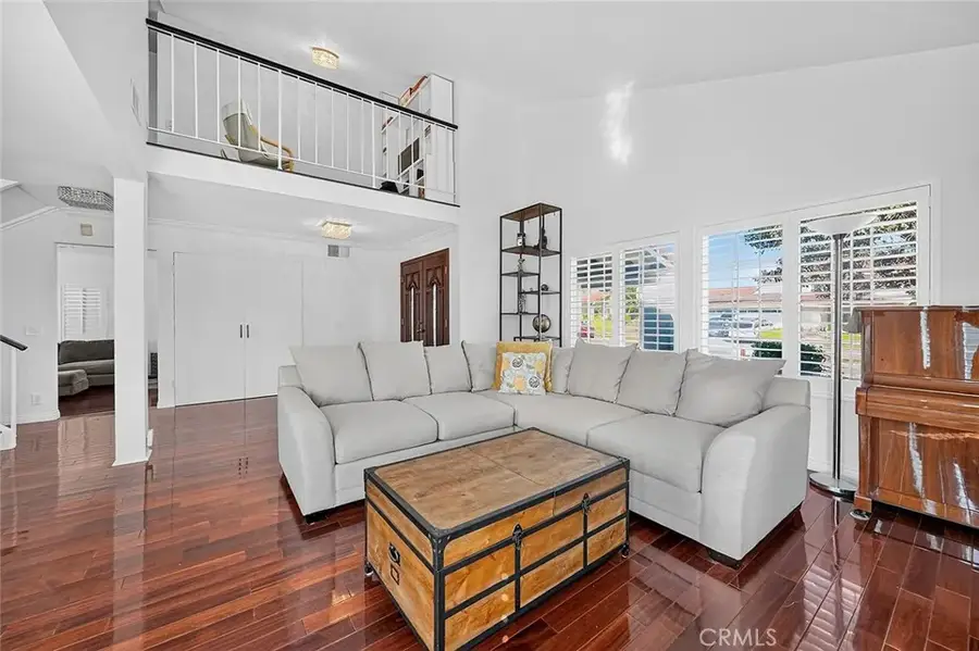 1307 Eltham, Fullerton, CA 92833 - #2