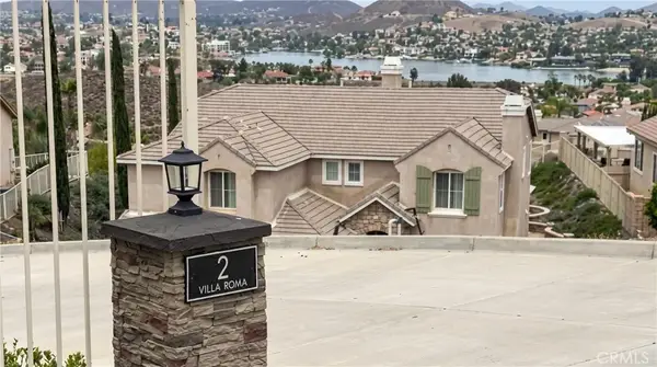 2 Villa Roma, Lake Elsinore, CA 92532